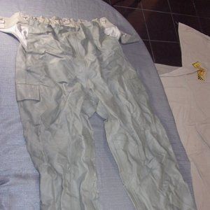 GERMAN MILITARY ARMY RUBBER GREEN PANTS 29x26 SV 346